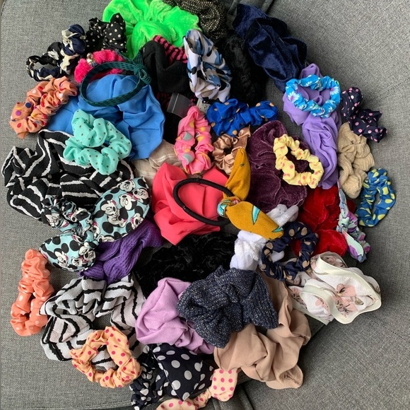 100pc Mixed Assortment Hair Ties & Scrunchies Pre-packed Bundles - Picture 3 of 16